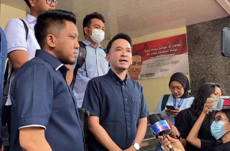 Ruben Onsu di Polda Metro Jaya. (MataMata.com/Adiyoga Priyambodo)