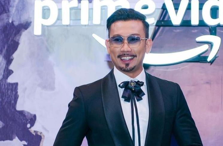 Seleb Pria Ngaku Tak Perjaka Sebelum Nikah. (Instagram/sumargodenny)