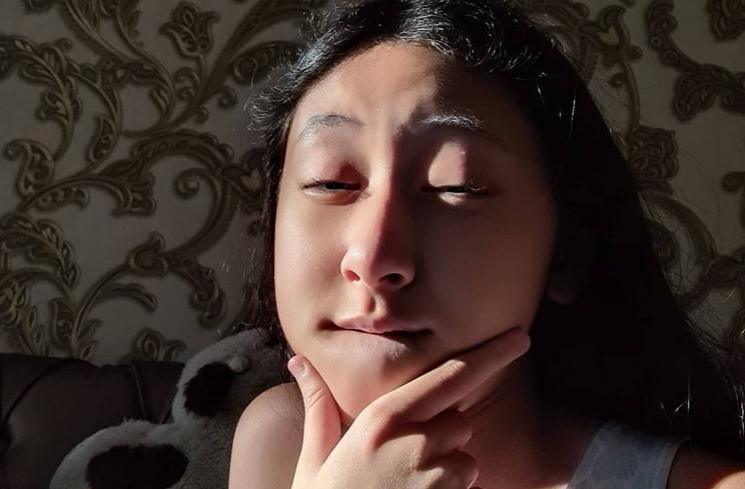 Potret Fara Miyako Emi Anak Bungsu Della Puspita (instagram/miyakoemi_leo)