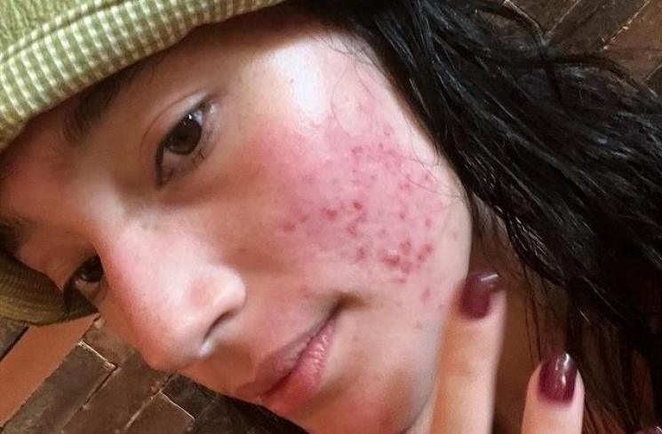 Artis Pede Pamer Wajah Tanpa Makeup. (Instagram/tatjanasaphira)
