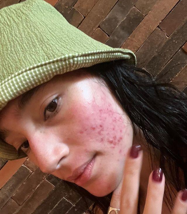 Artis Pede Pamer Wajah Tanpa Makeup. (Instagram/tatjanasaphira)
