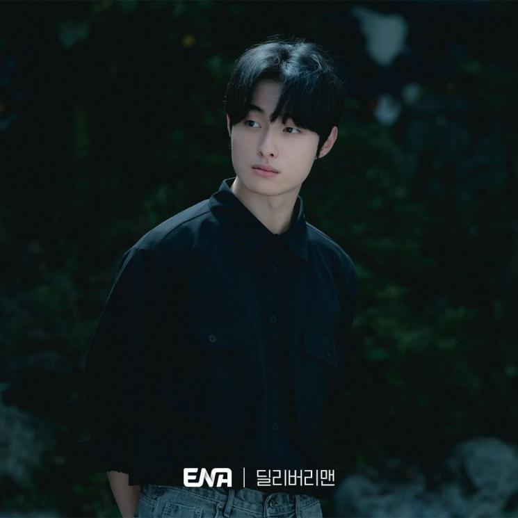 Adu Peran Pemain Drama Delivery Man (Instagram/@channel.ena.d)