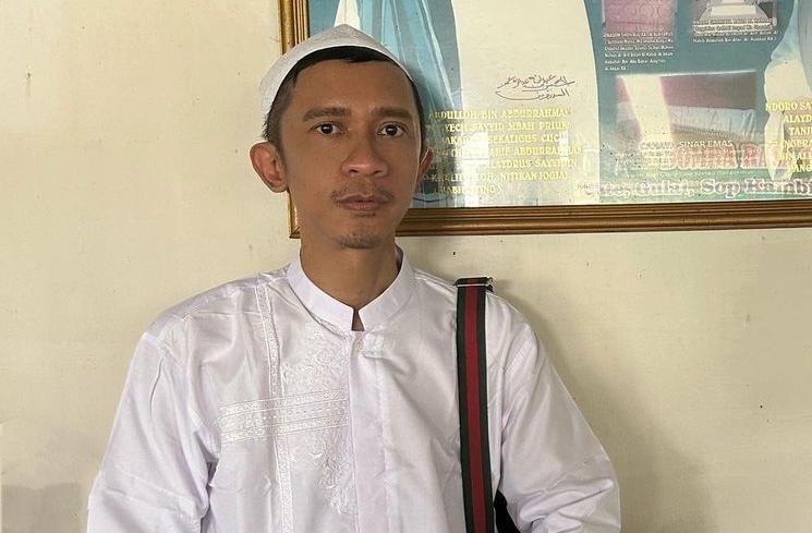 Artis Mengubah Penampilan Lebih Religius (Instagram/@amingisback)