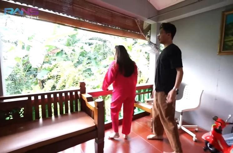 Momen Nagita Slavina grebek rumah karyawan (YouTube Rans Entertainment)