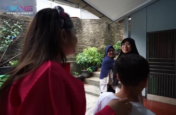 Momen Nagita Slavina grebek rumah karyawan (YouTube Rans Entertainment)
