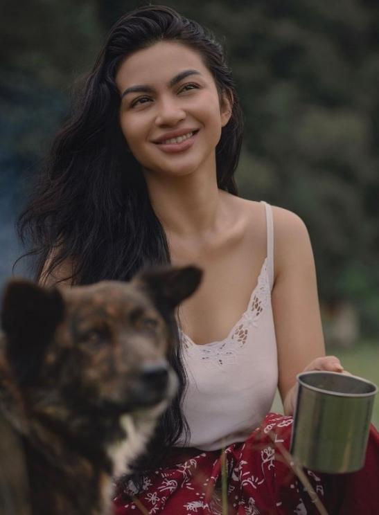 Artis insecure dengan tubuhnya. (Instagram/@arieltatum)