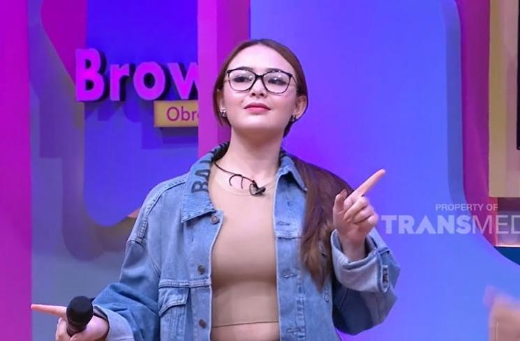 Potret Penampilan Terbaru Amanda Manopo (YouTube/TRANS TV Official)