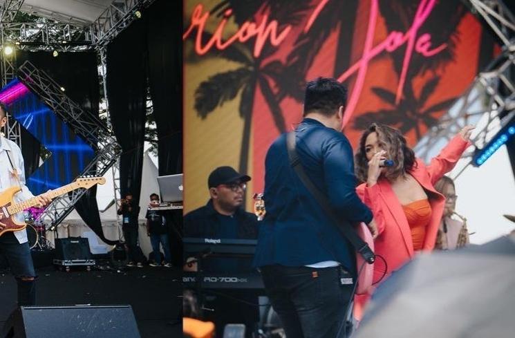 Potret Marion Jola Manggung Pakai Jas (Instagram/@lalamarionmj)