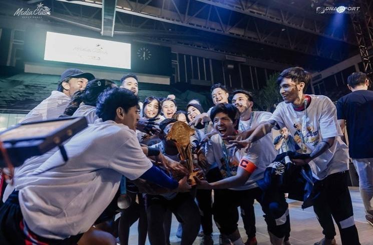 Potret Team AHHA di Media Clash Beach (Instagram/@mediaclashkuy)