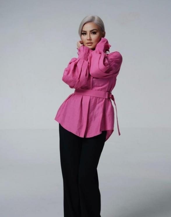 Sumber kekayaan Agnez Mo. (Instagram/@agnezmo)