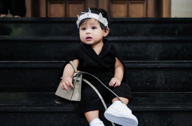 Transformasi Ameena dari Lahir Hingga Umur 1 Tahun (Instagram/@attahalilintar) 