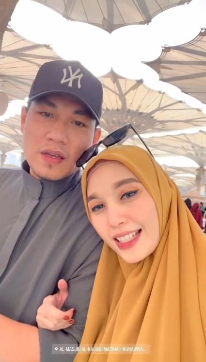 Perjalanan Umrah Rizal Armada dan Istri(Instagran/@rizalarmada)