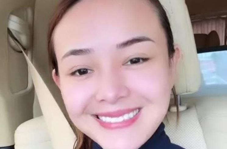 Potret Artis Saat di Baptis (Instagram/@amandamanopo) 