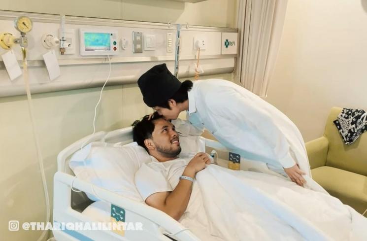 Momen Thariq Halilintar Dirawat di RS. (YouTube/Thariq Halilintar)