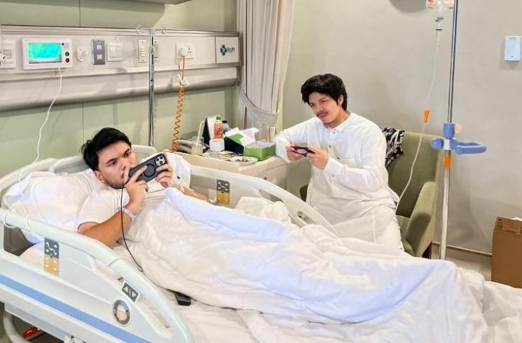 Momen Thariq Halilintar Dirawat di RS. (Instagram/@attahalilintar)