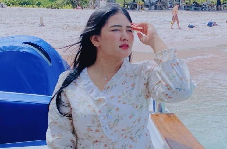 Adik Artis Pernah Dibully Netizen (instagram/@ellarose_me)