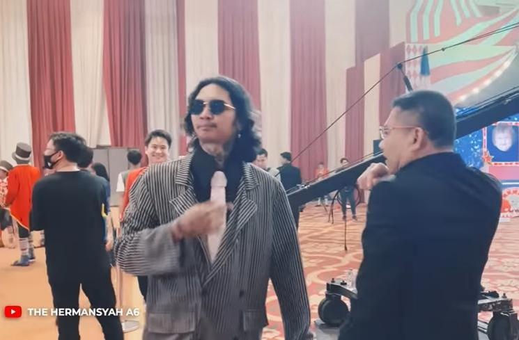 Gaya Artis dan Selebgram di Ultah Ameena (YouTube/The Hermansyah A6)