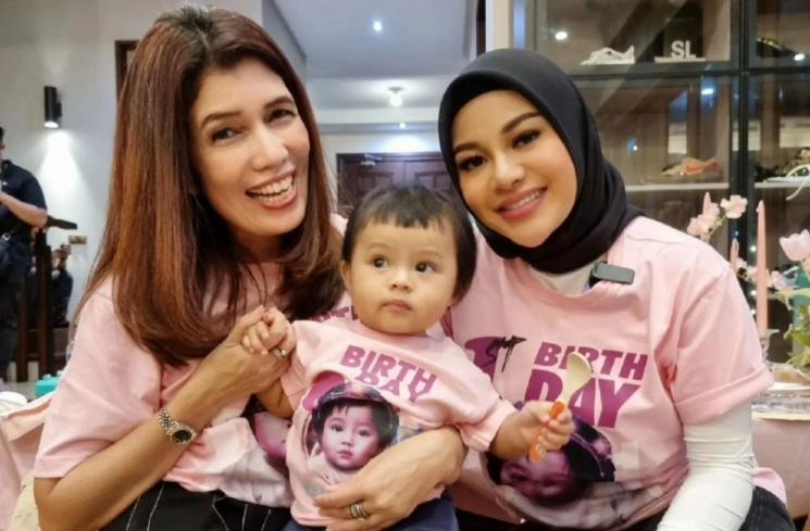 Adik Geni Faruk dan Ameena (Instagram/hestia_ft)