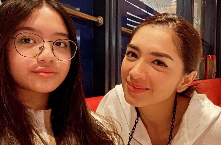 Potret Lovely Anak Angel Karamoy Terjun ke Dunia Hiburan (Instagram/lovelyrum)