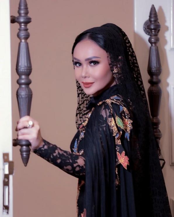 Perayaan Ultah Seleb di Luar Negeri. (Instagram/yunishara36)
