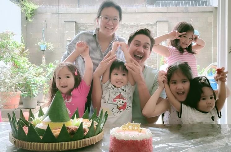 Potret Keluarga Rama Michael (instagram/@rama_michael)