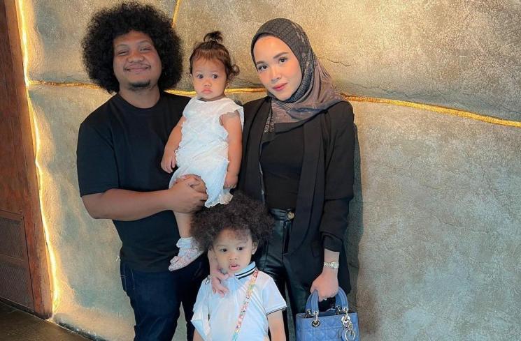 Artis Menikah Usai Pacaran Lama (Instagram/@fatiyw) 