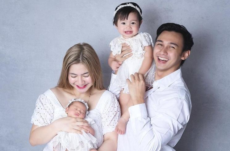 Potret Felicya Angelista Momong 2 Anak (instagram/@felicyangelista_)