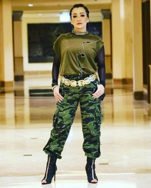 Artis terjerat narkoba saat sudah berkeluarga. (Instagram/@rezaartameviaofficial)