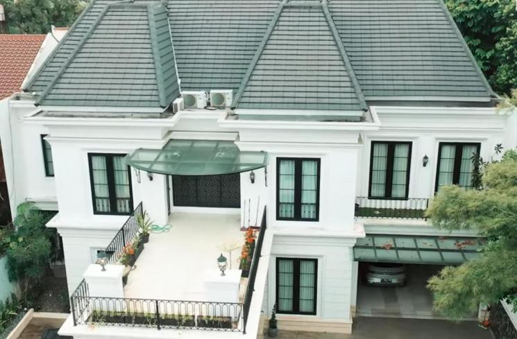 Rumah Arie Untung(YouTube/AH)