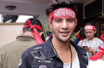 Jilat Ludah Sendiri, Foto Ammar Zoni Pakai Ikat Kepala Anti Narkoba Viral: Gak Habis Pikir!