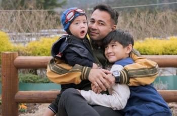 Raffi Ahmad Bandingkan Jadwal Anak Nikita Willy dengan Rayyanza: Bayi Normal vs Bayi Sibuk