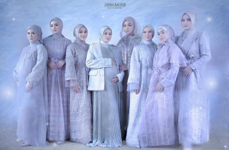 Lesti Kejora foto bareng geng cantik. (Instagram/@lestykejora)