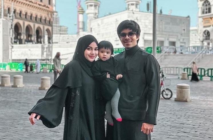 Artis Jalani Awal Ramadan di Luar Negeri (instagram/@attahalilintar)