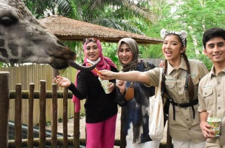 Gaya Pacaran Tiara Andini dan Alshad Ahmad. (Instagram/tiaraandini)