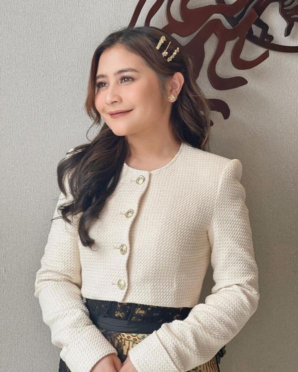 Bisnis Prilly Latuconsina. (Instagram/prillylatuconsina96)