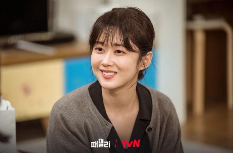 Pesona Jang Nara di Family (Instagram/@tvn_drama)
