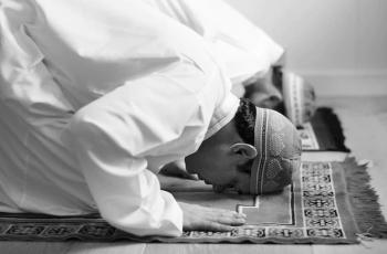 Doa Sujud Sahwi Lengkap Dengan Pengertian dan Tata Caranya