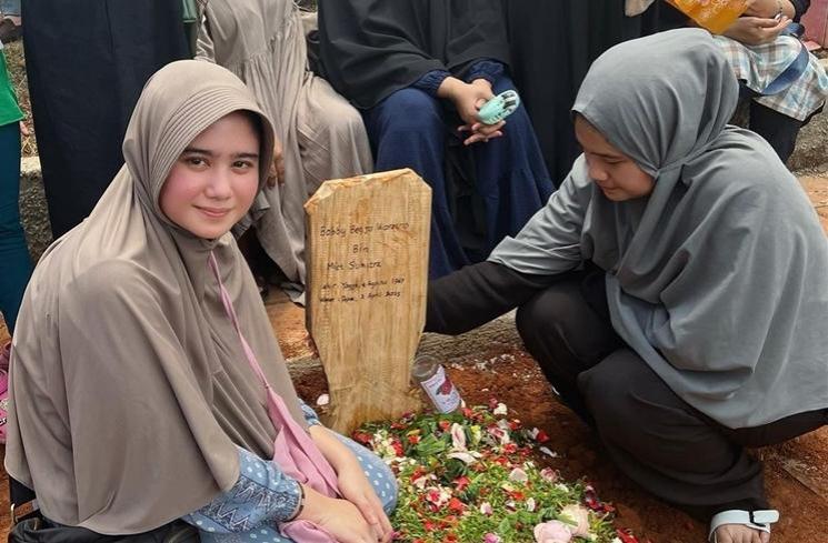Potret Kenangan Tissa Biani dan Ayah (Instagram/tissabiani)