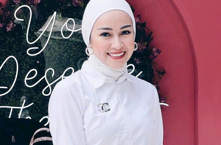 Ratu FTV yang kini berhijab (Instagram/@aryanifitriana24)