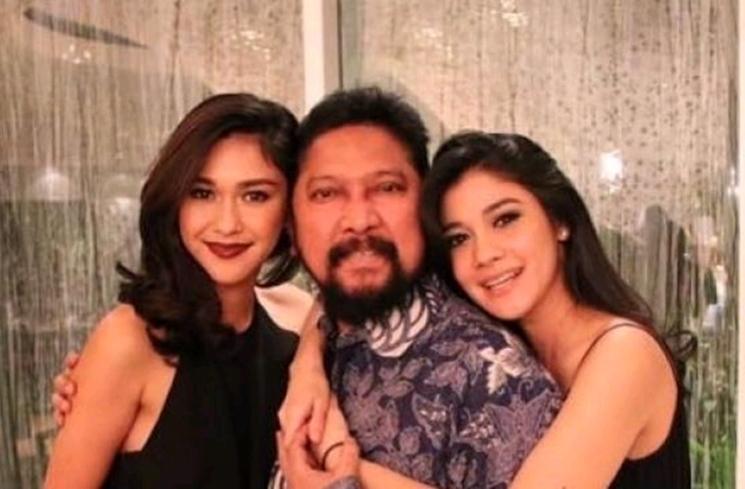 Artis yang Beda Agama dengan Orangtua (Instagram/@naymirdad)