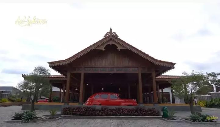 Potret Pendopo di Rumah Soimah (YouTube/deHakims)