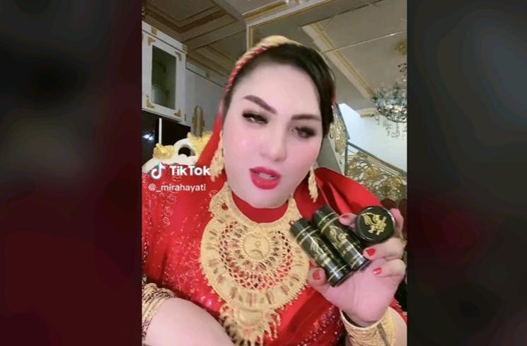 Rumah Mira Hayati (TikTok/@_mirahayati)