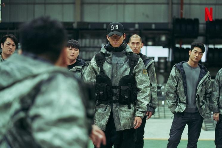 Adu Peran Pemain Drama Black Knight (Instagram/@netflixkcontent)