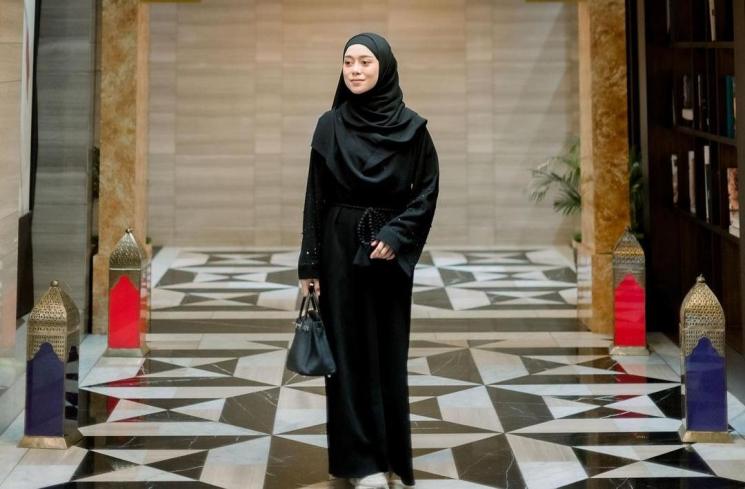 Potret Gamis Lesti Kejora (Instagram/lestykejora) 