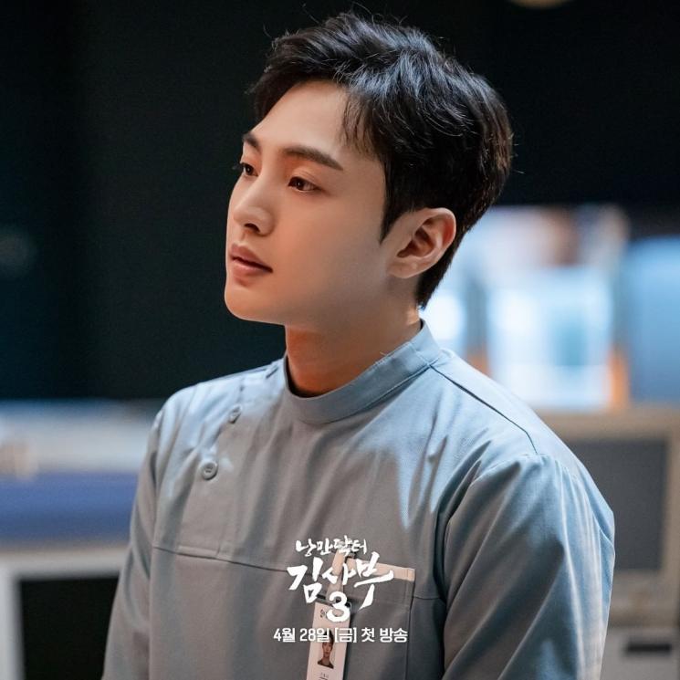 Potret Kim Min Jae di Dr. Romantic 3 (Instagram/@sbsdrama.official)