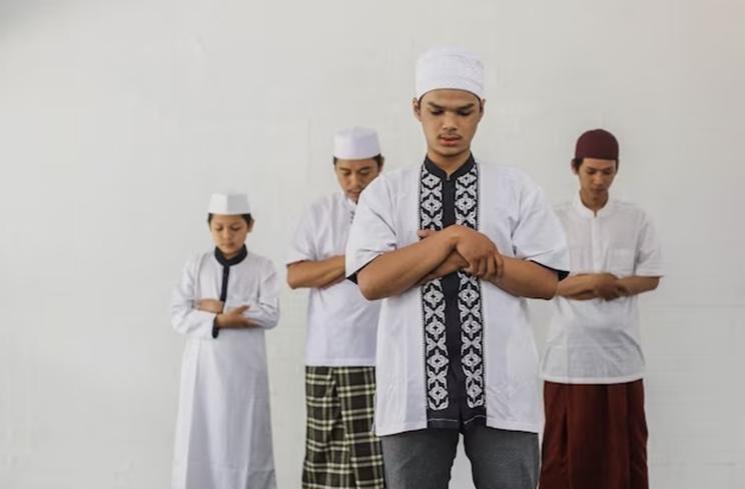  Amalan Sebelum Sholat Idul Fitri (Freepik)