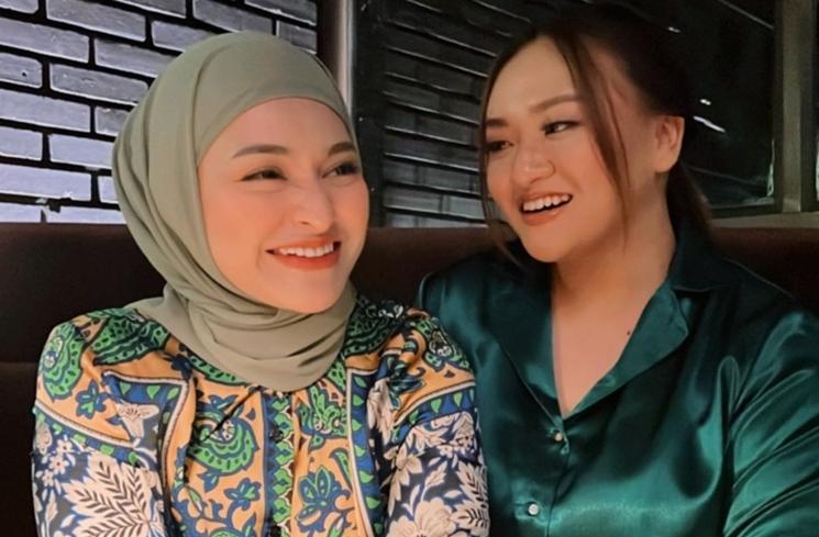 Potret Nathalie Holscher dan Kedua Adik yang Kini Mualaf (instagram/@nathalieholscher)