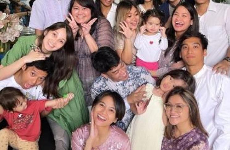 Potret Acha Septriasa Rayakan Lebaran Tanggal 21 April. (Instagram/septriasaacha)