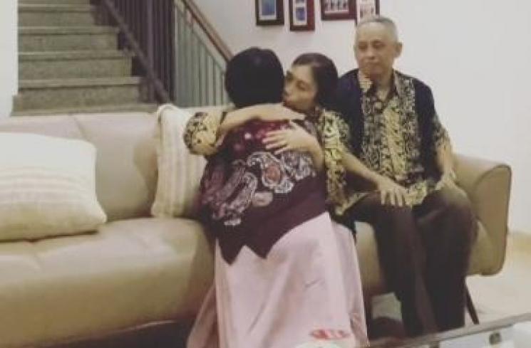 Potret Acha Septriasa Rayakan Lebaran Tanggal 21 April. (Instagram/septriasaacha)