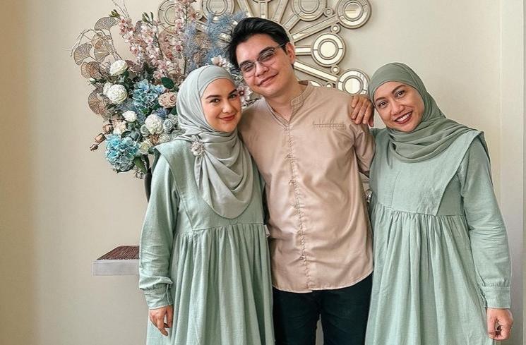 Potret Irish Bella Rayakan Lebaran (instagram/@_irishbella_)